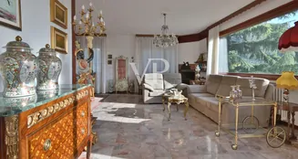 von_poll_real_estate_property_IT254921783_image_15