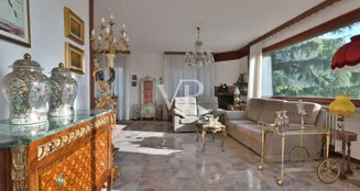 von_poll_real_estate_property_IT254921783_image_15