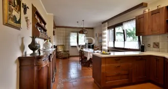 von_poll_real_estate_property_IT254921783_image_20