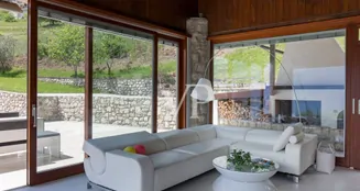 von_poll_real_estate_property_IT254151778_image_8