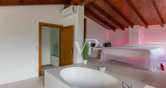 von_poll_real_estate_property_IT254151778_image_16