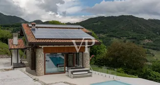 von_poll_real_estate_property_IT254151778_image_17