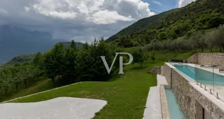 von_poll_real_estate_property_IT254151778_image_24