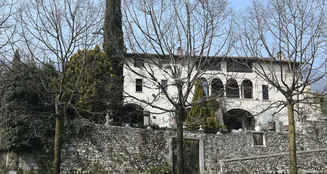 von_poll_real_estate_property_IT254921856_image_4