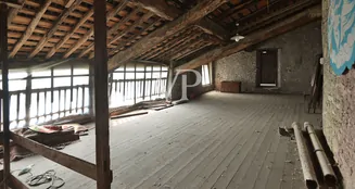 von_poll_real_estate_property_IT254921856_image_21