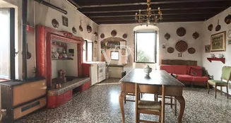 von_poll_real_estate_property_IT254921856_image_19