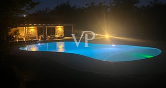 von_poll_real_estate_property_IT254921939_image_15