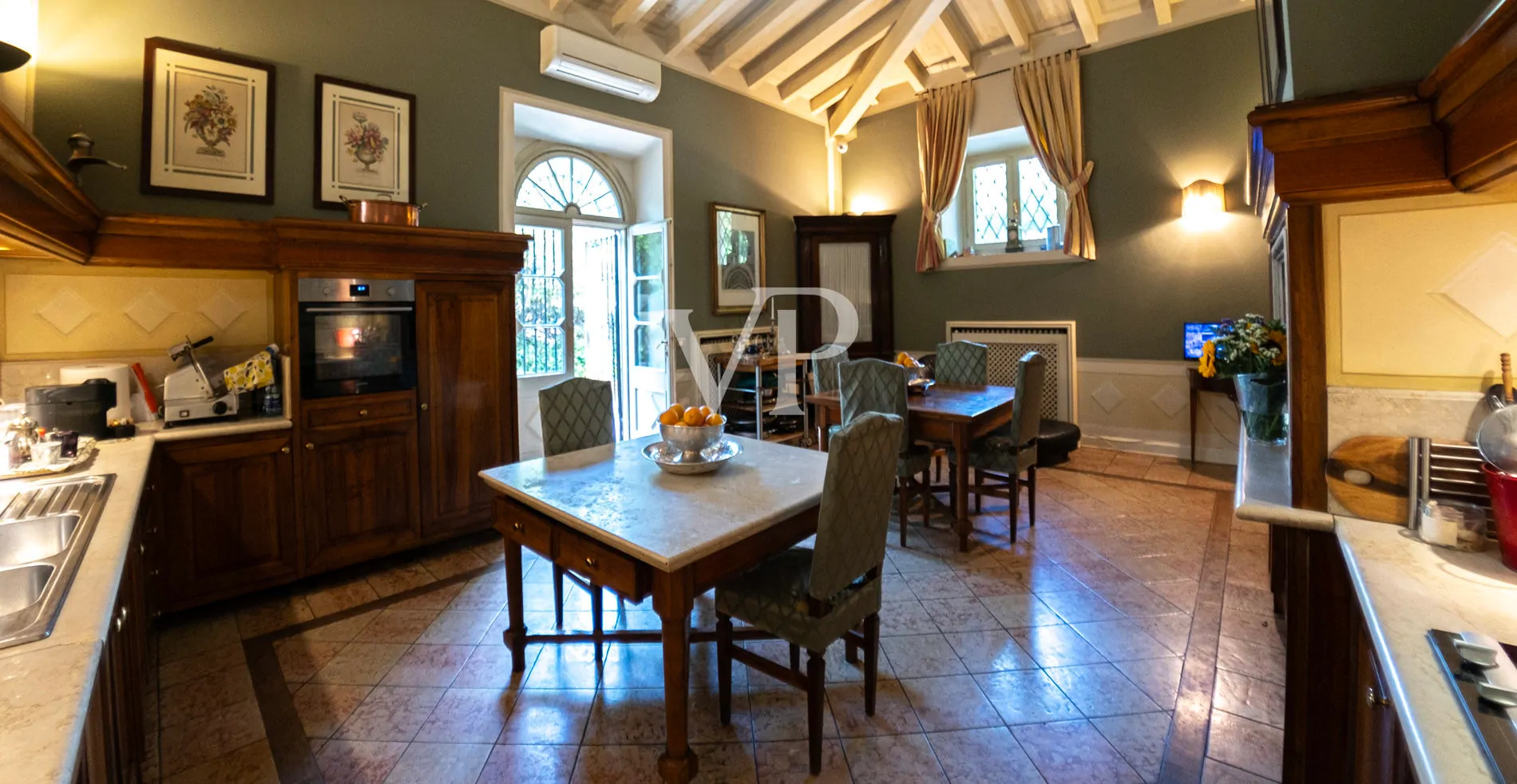 Faszinierende historische Residenz in Franciacorta, ein bewohnbares Meisterwerk