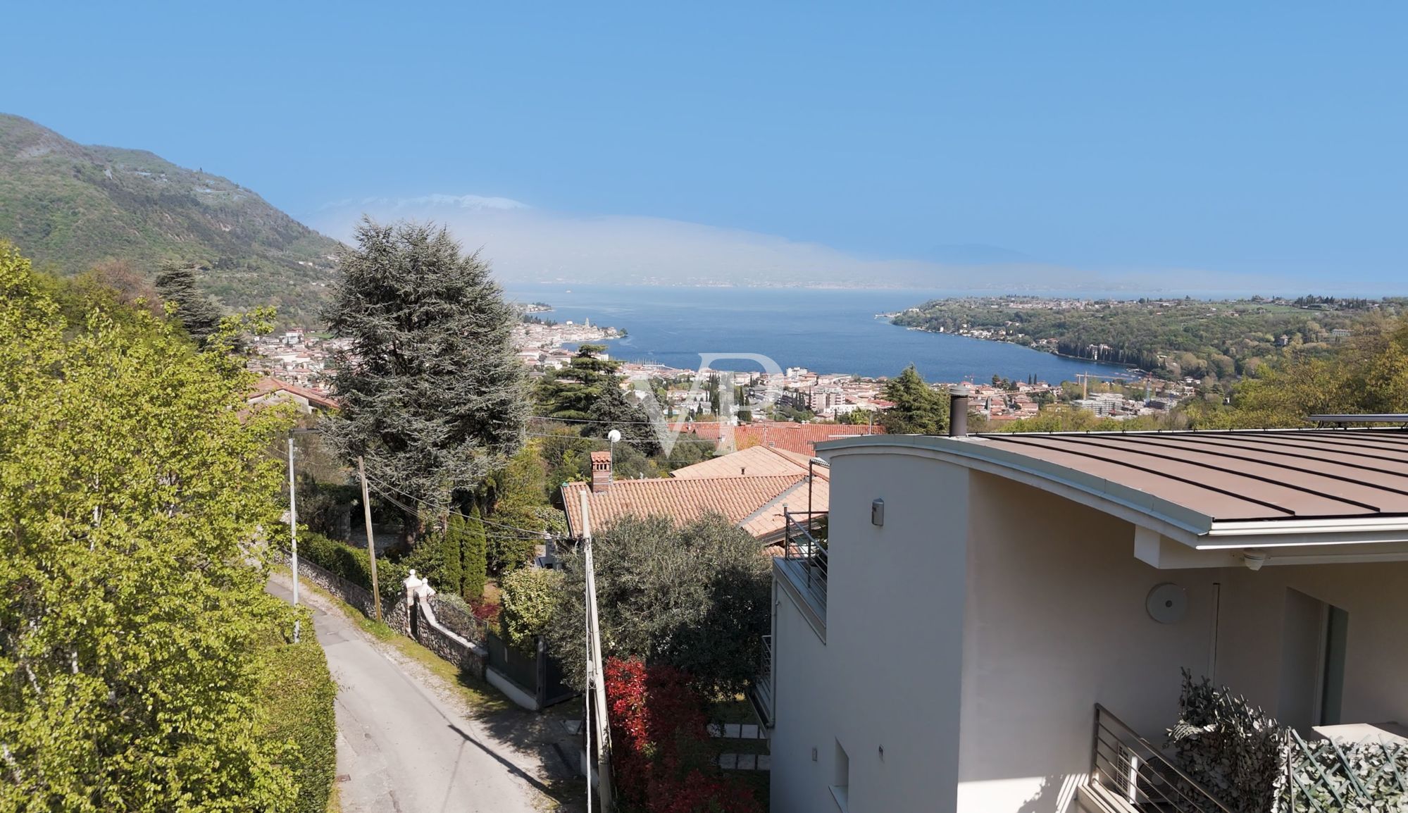 Lussuosa villa con vista lago unica