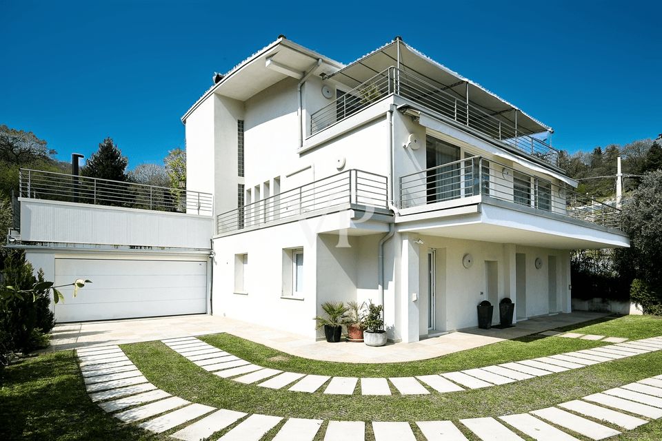 Lussuosa villa con vista lago unica