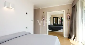 von_poll_real_estate_property_IT254921941_image_160