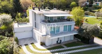 von_poll_real_estate_property_IT254921941_image_146