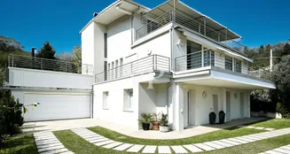 von_poll_real_estate_property_IT254921941_image_144