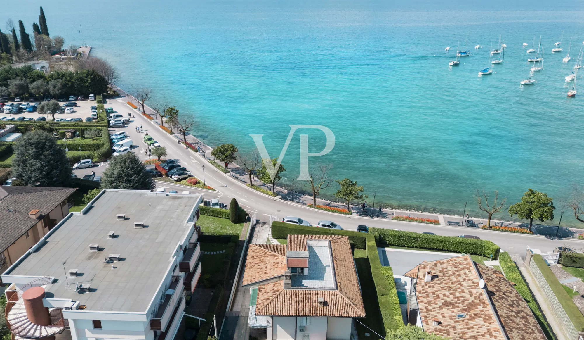 Villa pied dans l'eau