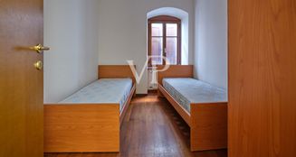 von_poll_real_estate_property_IT254151961_image_12