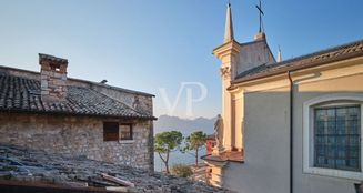 von_poll_real_estate_property_IT254151961_image_0