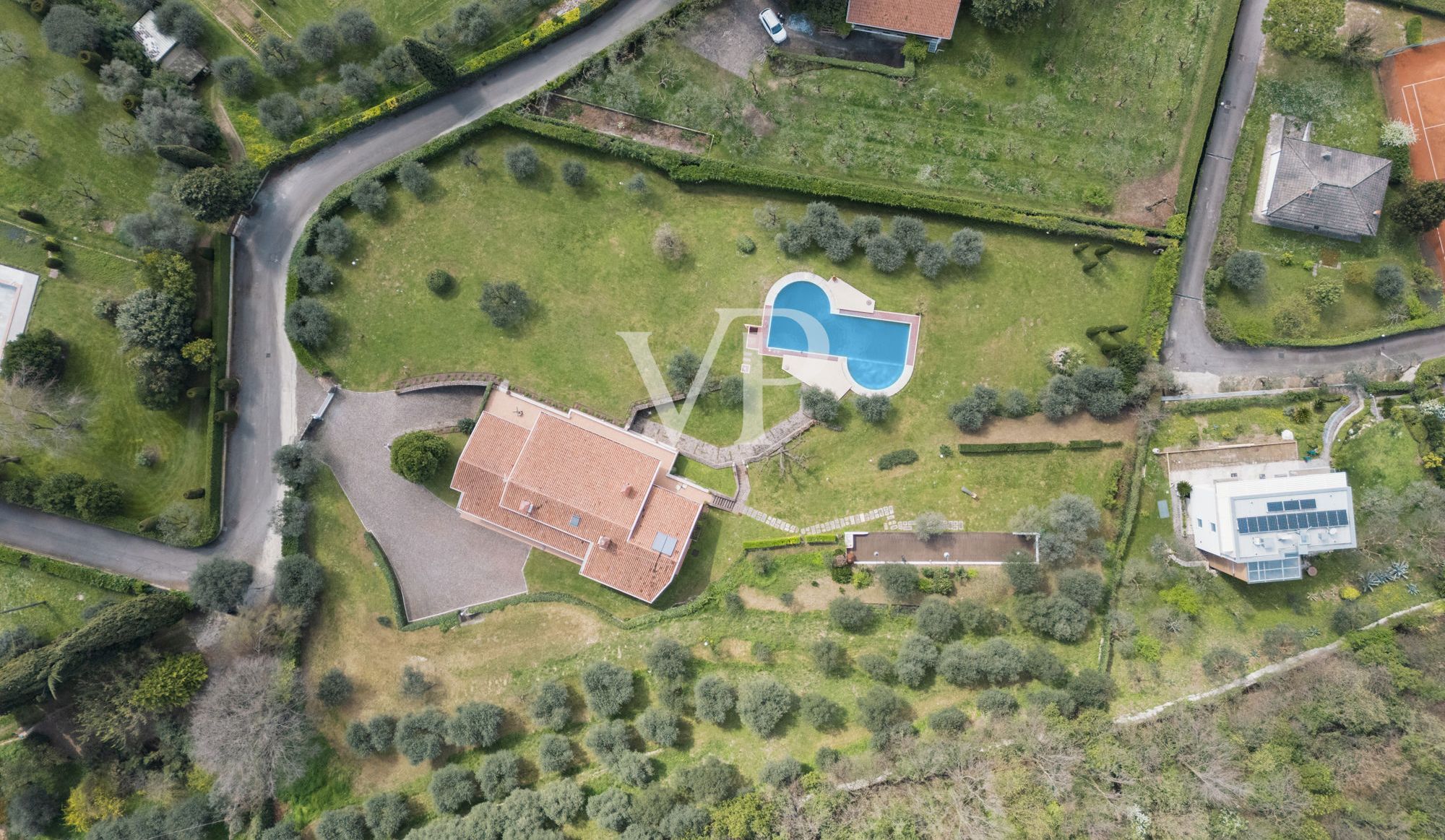Villa fantastique à deux pas du lac