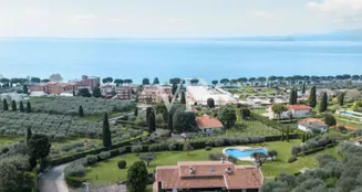 von_poll_real_estate_property_IT252941954_image_39