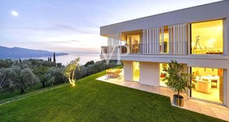 von_poll_real_estate_property_IT254151969_image_0