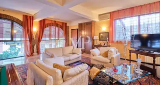 von_poll_real_estate_property_IT254921976_image_5