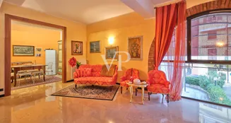 von_poll_real_estate_property_IT254921976_image_1