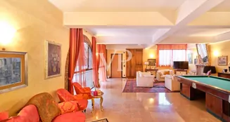 von_poll_real_estate_property_IT254921976_image_12