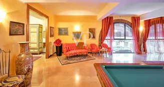 von_poll_real_estate_property_IT254921976_image_10