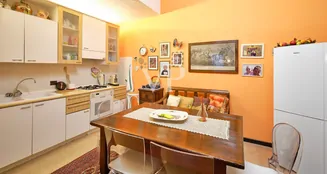 von_poll_real_estate_property_IT254921976_image_18