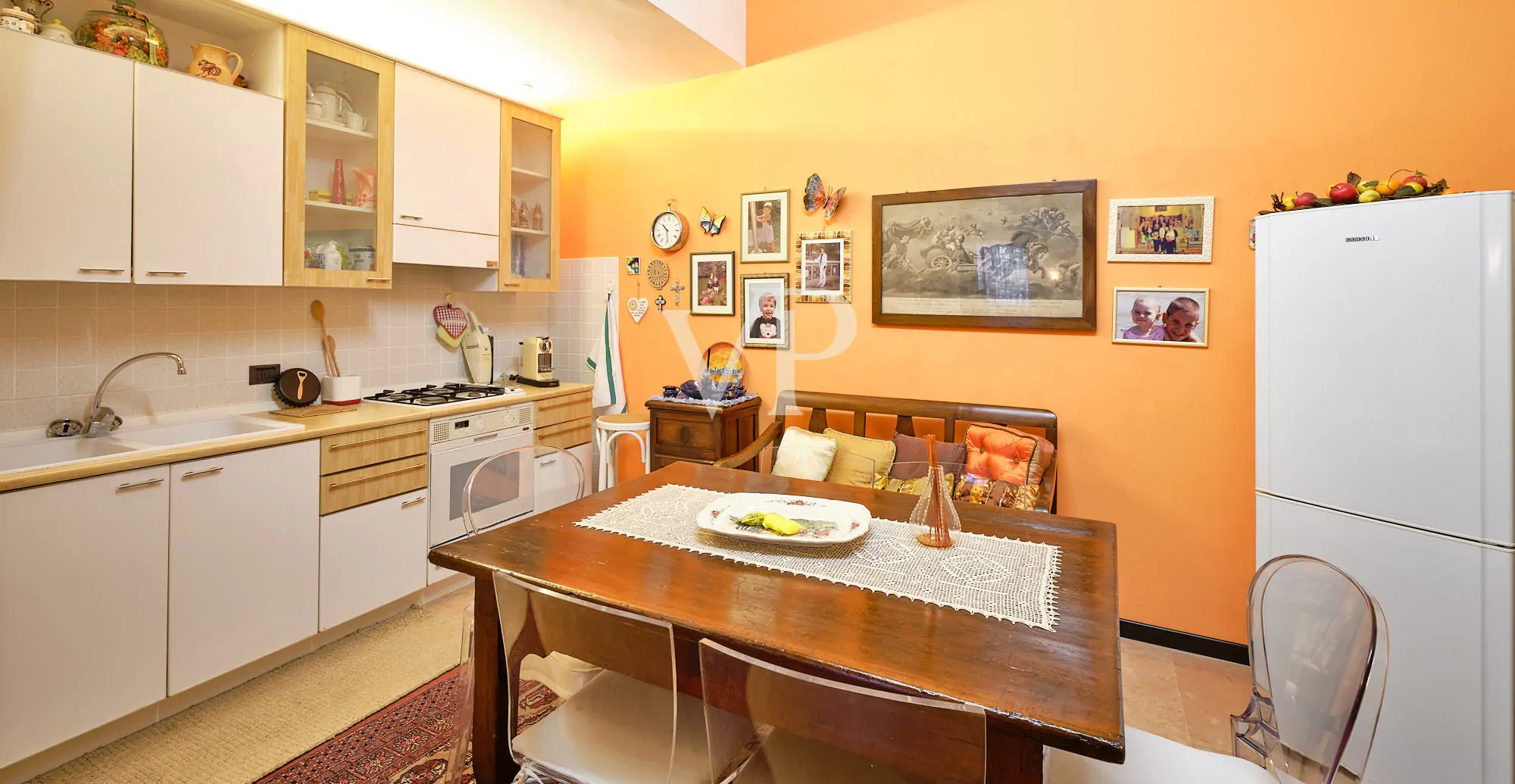 Luxurious apartment in historic center with separate entrance