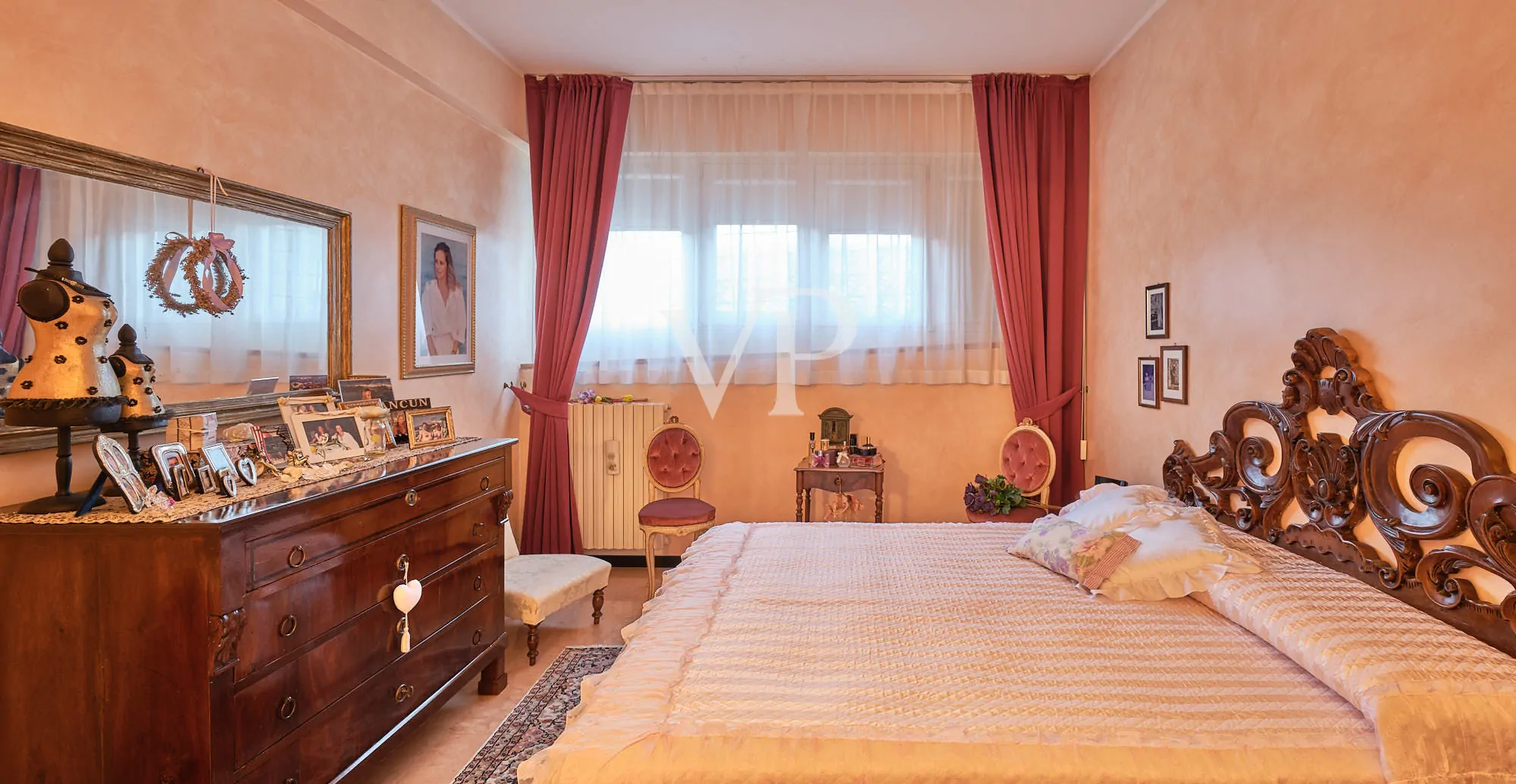 Luxurious apartment in historic center with separate entrance