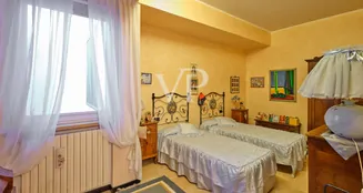 von_poll_real_estate_property_IT254921976_image_25