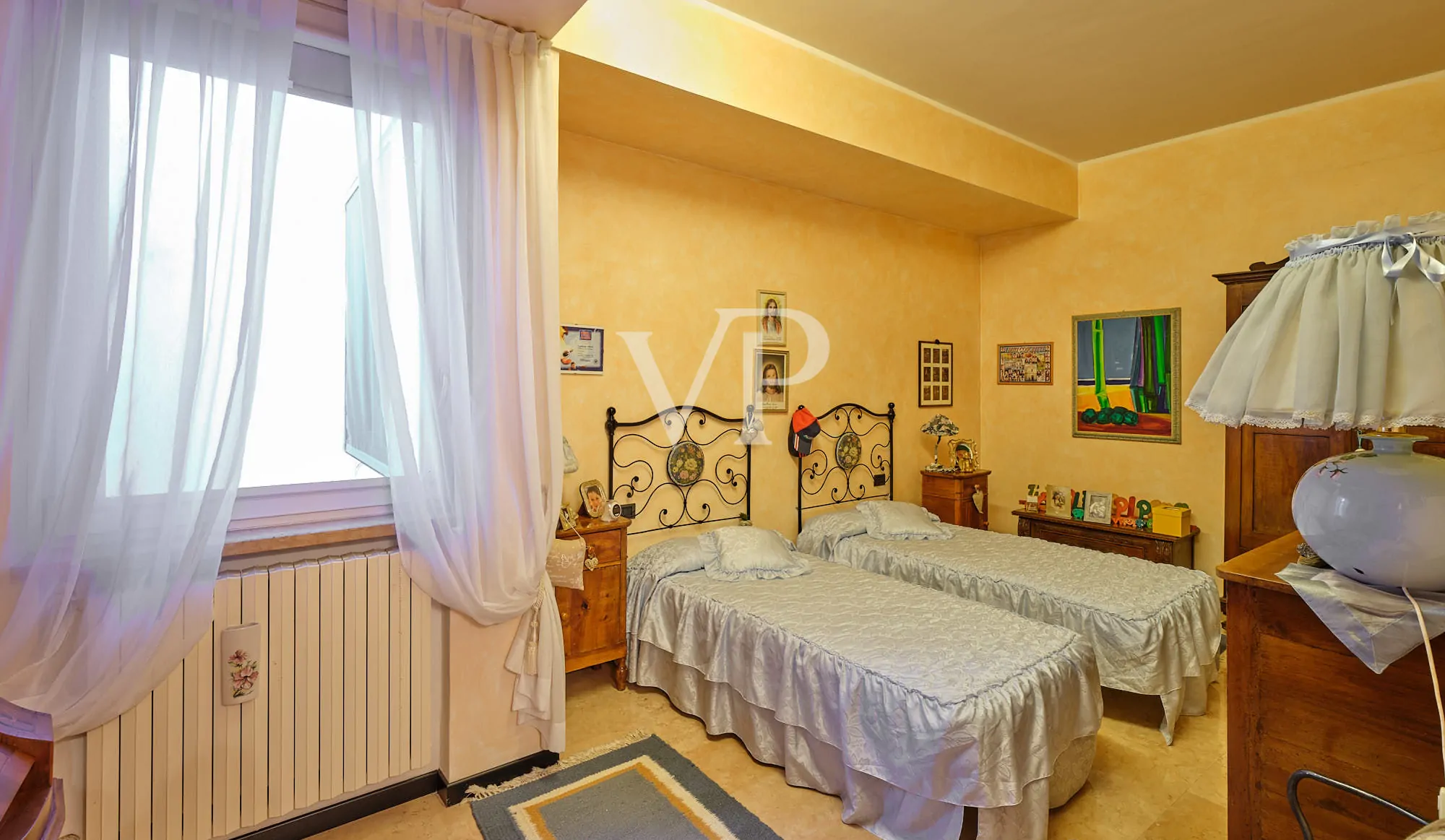Luxurious apartment in historic center with separate entrance