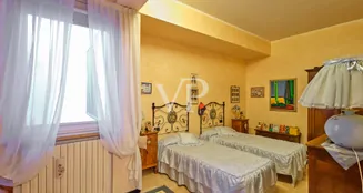 von_poll_real_estate_property_IT254921976_image_25