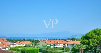 von_poll_real_estate_property_IT254921979_image_2