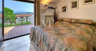 von_poll_real_estate_property_IT254921979_image_9