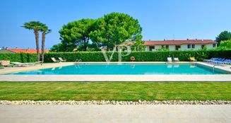von_poll_real_estate_property_IT254921979_image_7