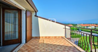 von_poll_real_estate_property_IT254921979_image_1