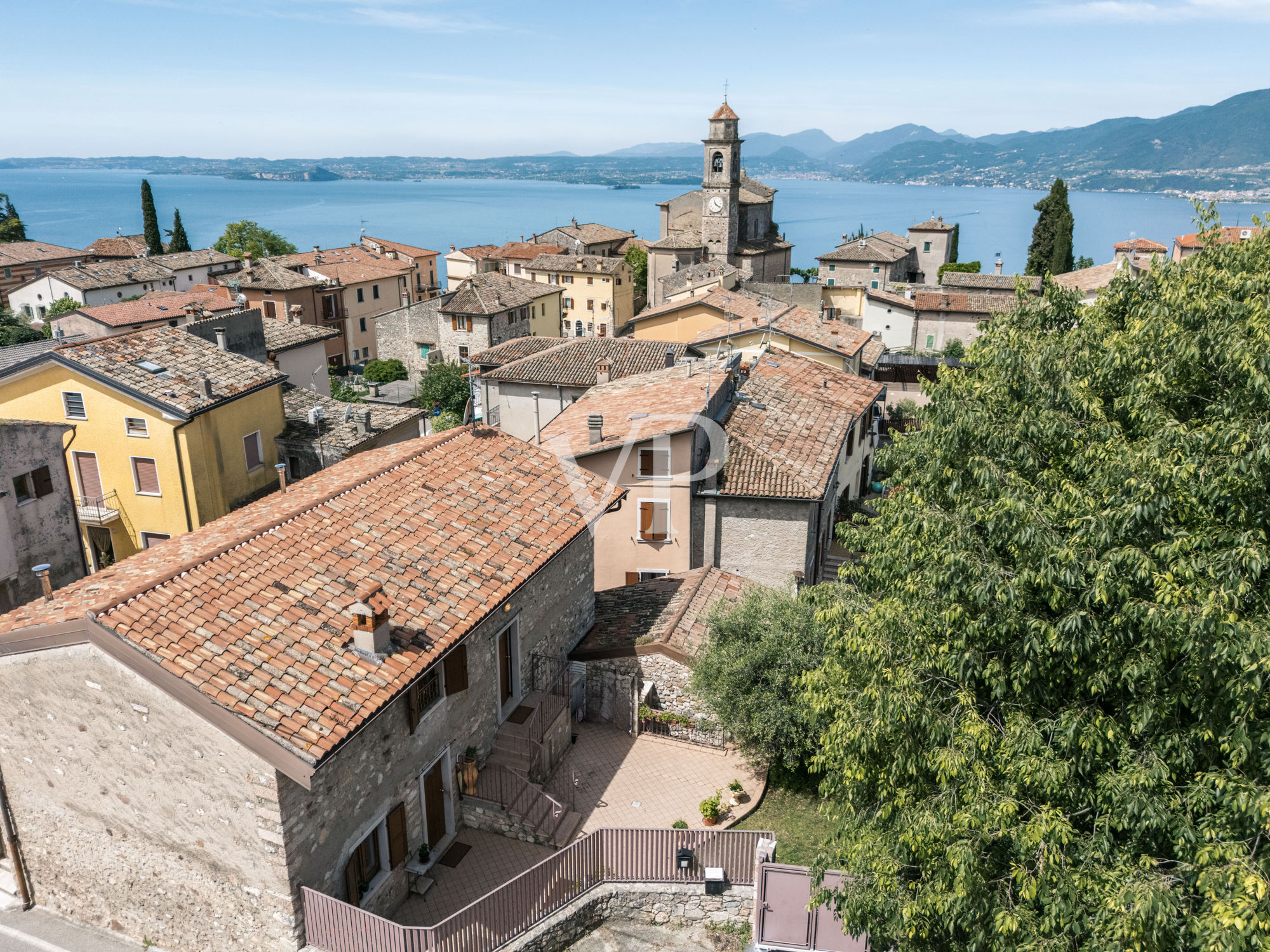 Rustic house in the historic village of Albisano - Torri del Benaco