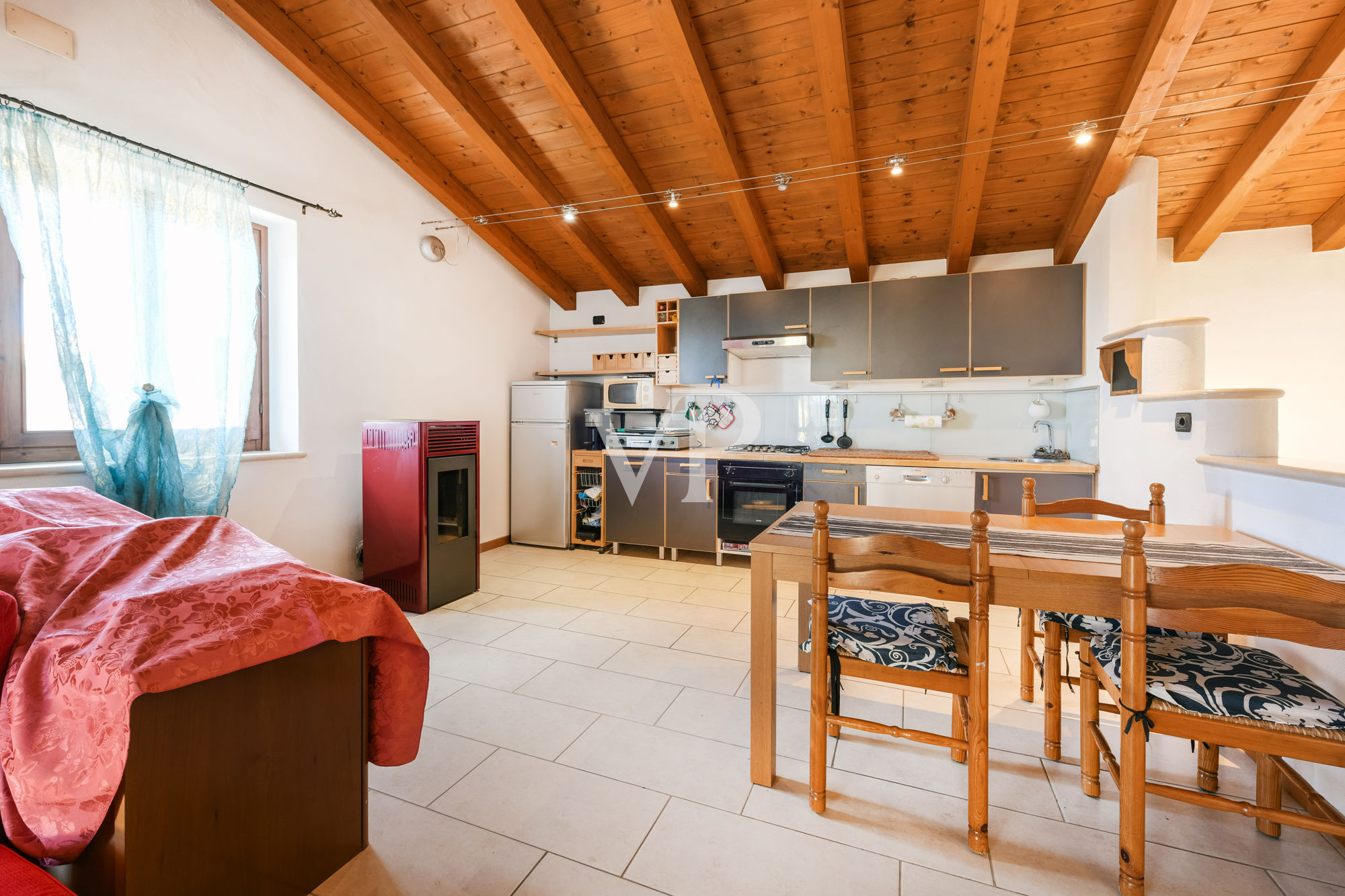 Rustic house in the historic village of Albisano - Torri del Benaco