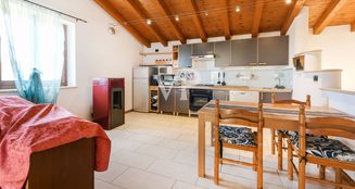 von_poll_real_estate_property_IT254922132_image_5