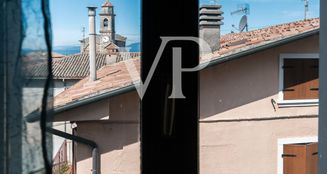 von_poll_real_estate_property_IT254922132_image_17