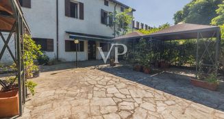 von_poll_real_estate_property_IT254152143_image_20