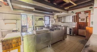 von_poll_real_estate_property_IT254152143_image_23