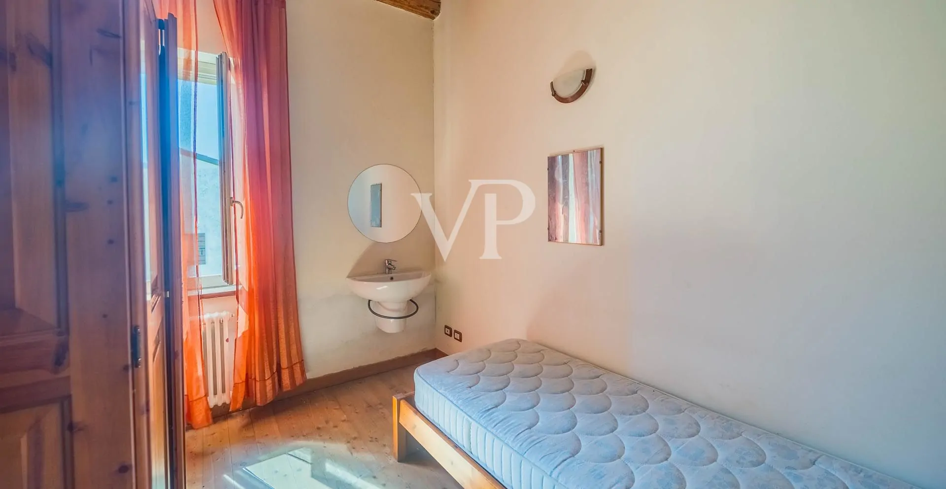 Ertragssicheres Anwesen mit Entwicklungschance