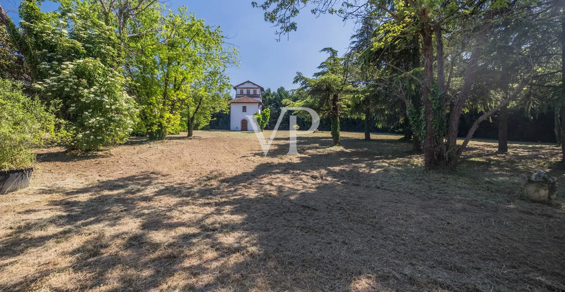 Ertragssicheres Anwesen mit Entwicklungschance