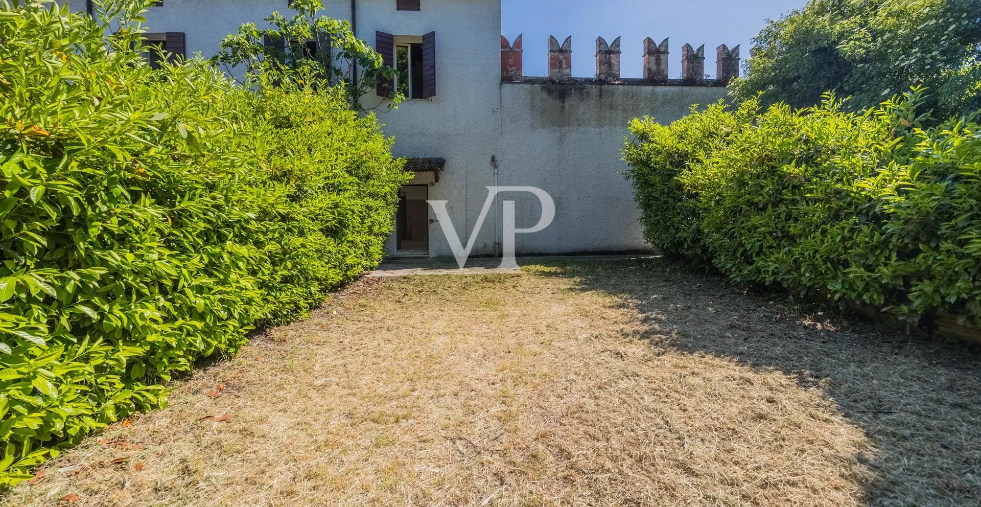 Ertragssicheres Anwesen mit Entwicklungschance