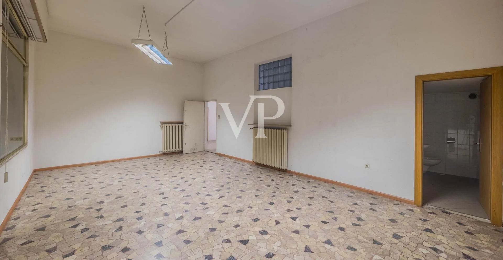 Ertragssicheres Anwesen mit Entwicklungschance