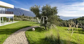 von_poll_real_estate_property_IT254922179_image_25