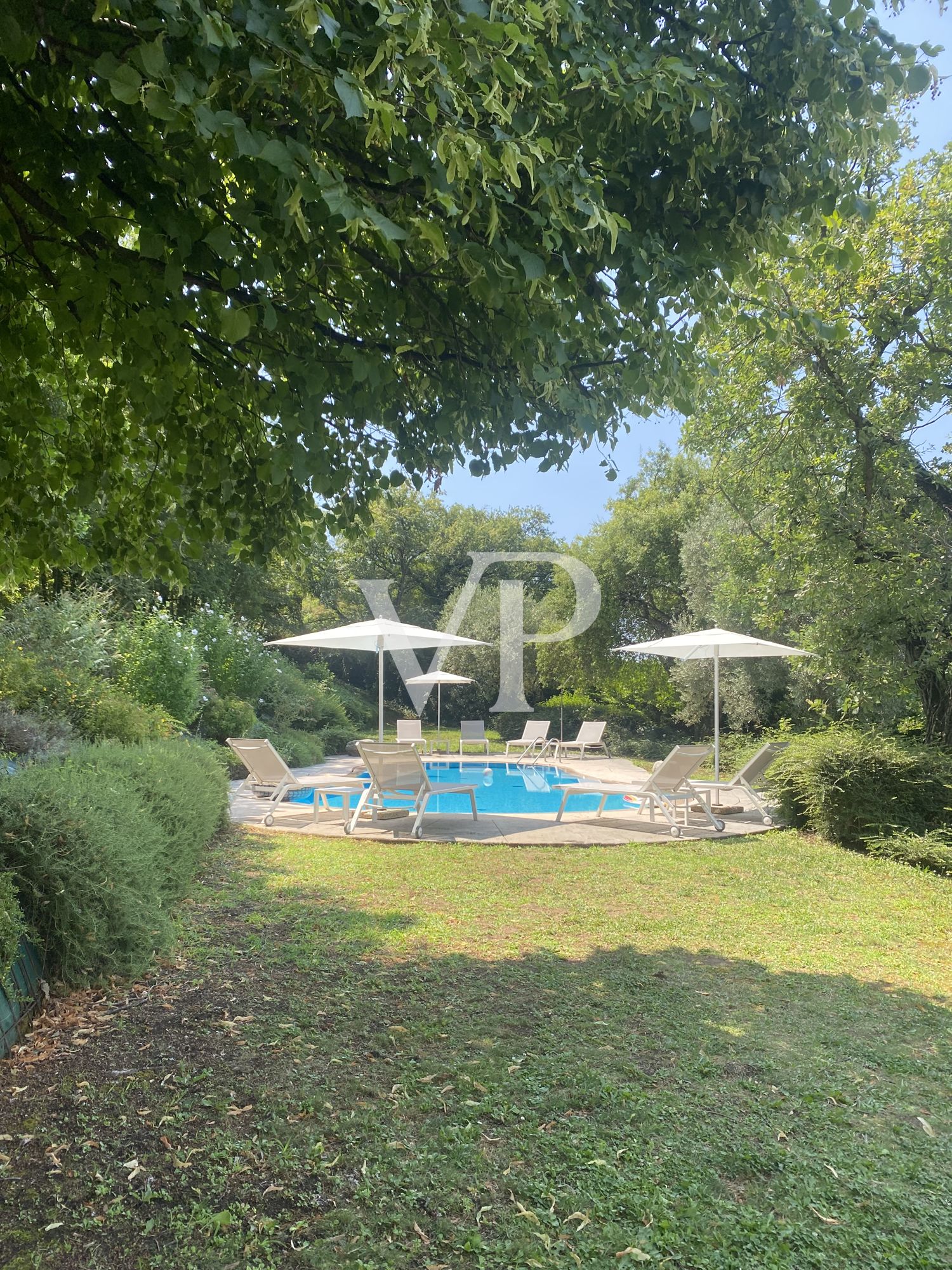 Bezaubernde Villa in Torri del Benaco mit Seeblick und privatem Pool