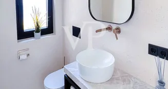 von_poll_real_estate_property_IT254152254_image_15